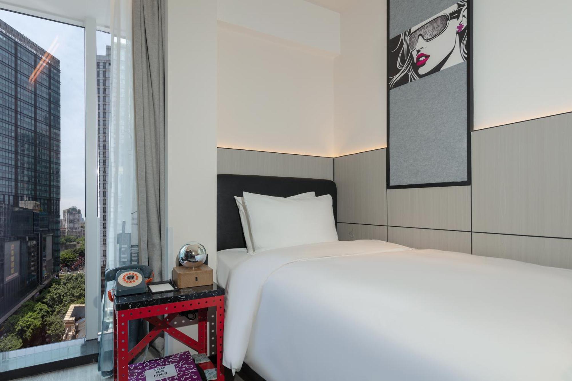 Moxy Chongqing Hotel Buitenkant foto