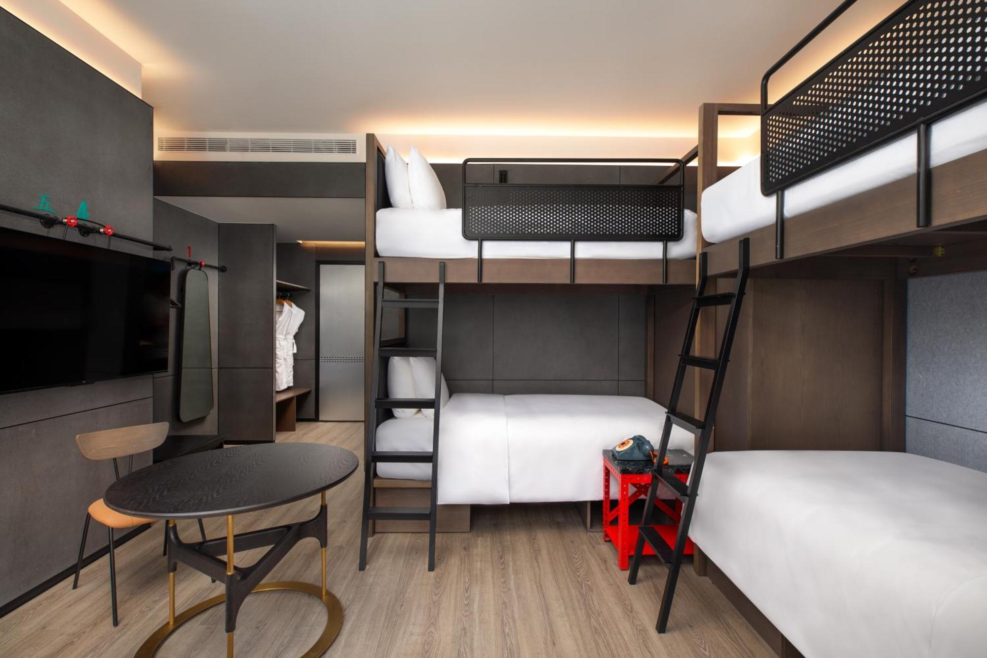 Moxy Chongqing Hotel Buitenkant foto