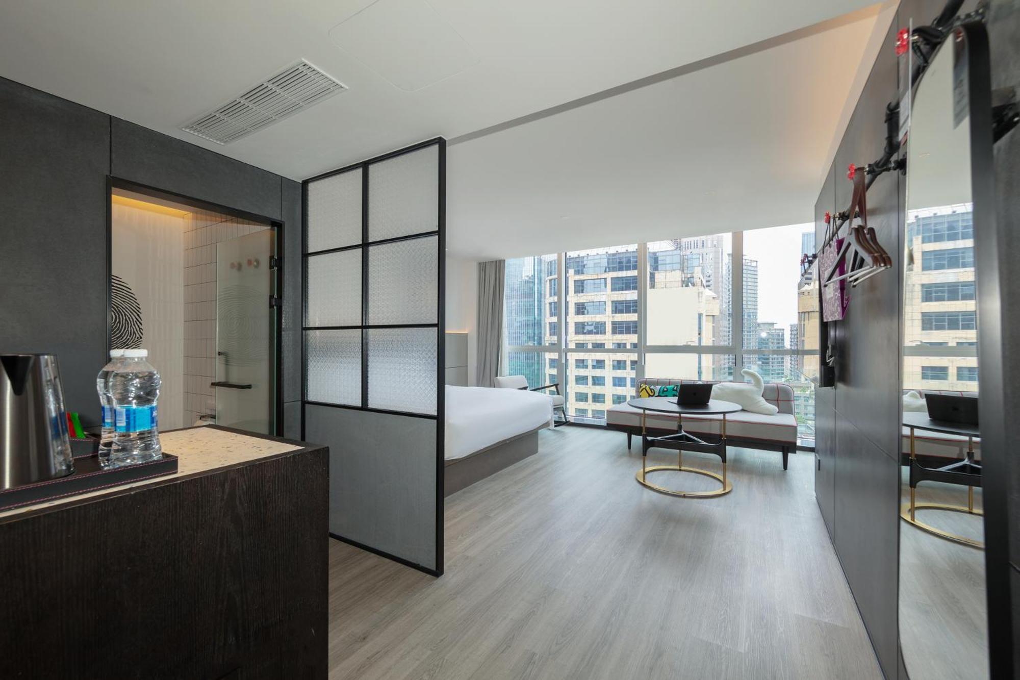 Moxy Chongqing Hotel Buitenkant foto