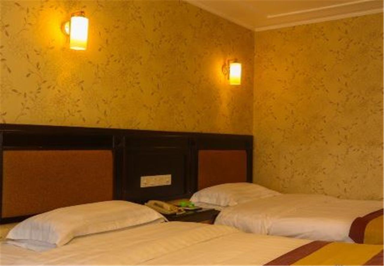 Moxy Chongqing Hotel Buitenkant foto